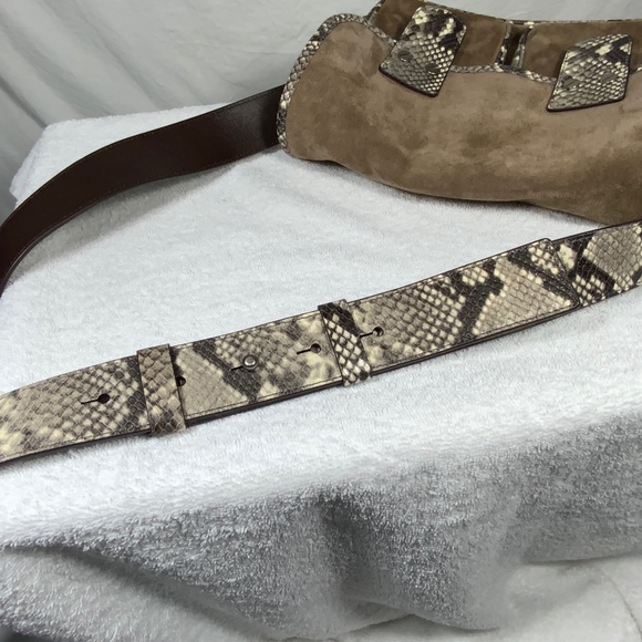 NWT - Michael Kors Large Suede Flap Hewitt Messenger - Picture 8 of 14